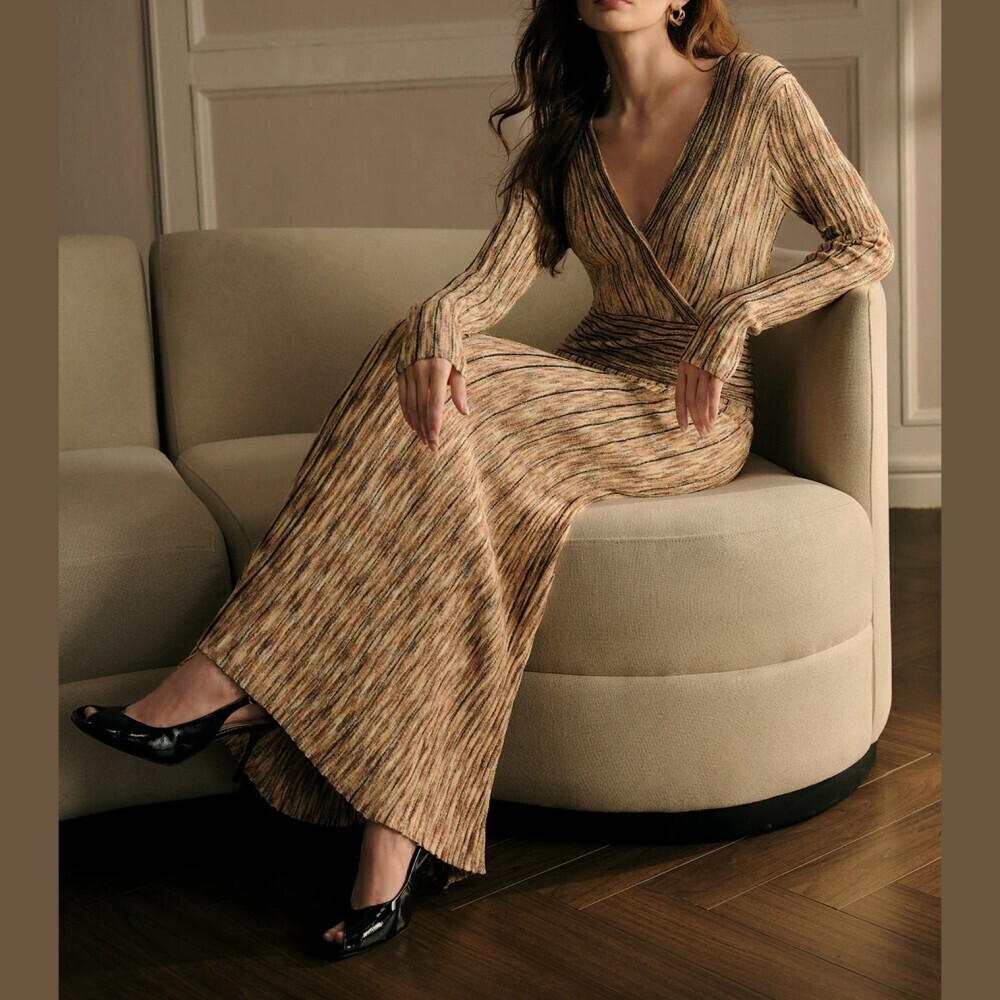 Space-Dyed Ribbed Knit Sweater Maxi Dress with Surplice V Neck - Picture 6 of 9